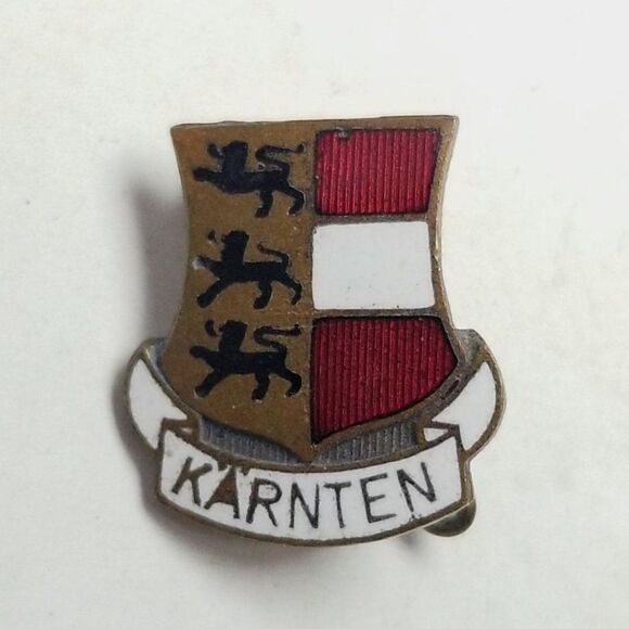Vintage Karten Coat of Arms Enamel Pin, Austria, Red White Black Lapel Pin - Picture 1 of 6